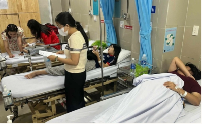 37 người ở TP HCM nghi ngộ độc sau ăn bánh mì